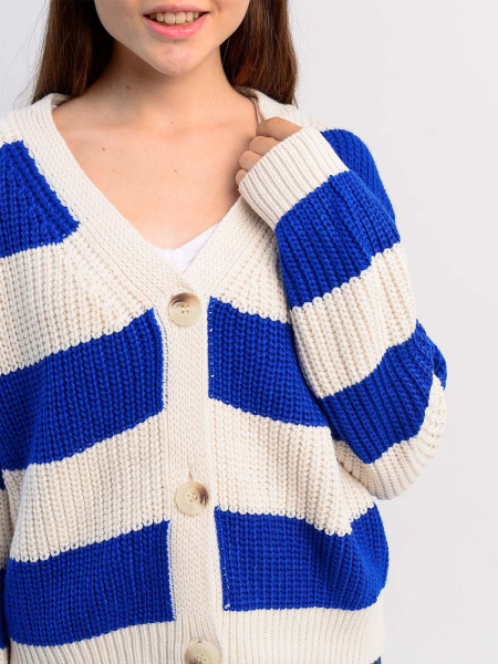 7025 Джемпер д/д (кремовый,индиго весь размерный ряд)